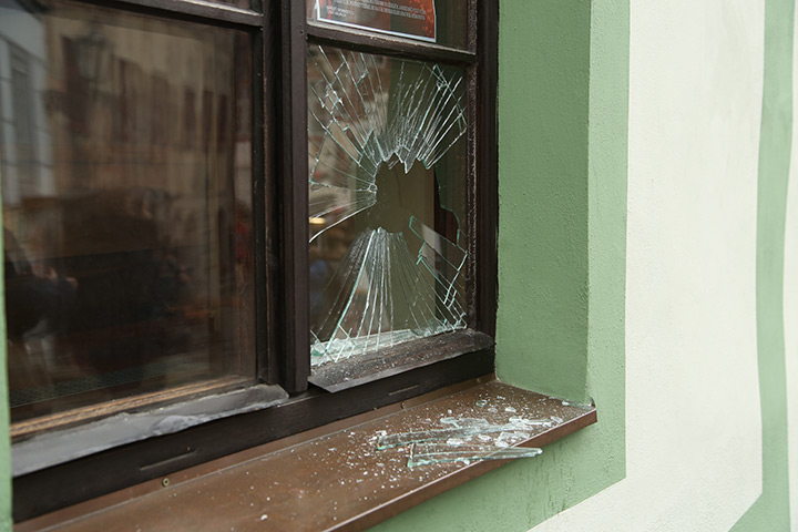 A2B Glass are able to board up broken windows while they are being repaired in Newmarket.